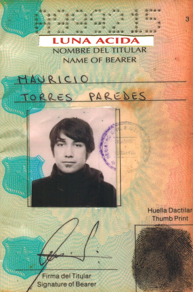 Luna ácida - Mauricio Torres Paredes